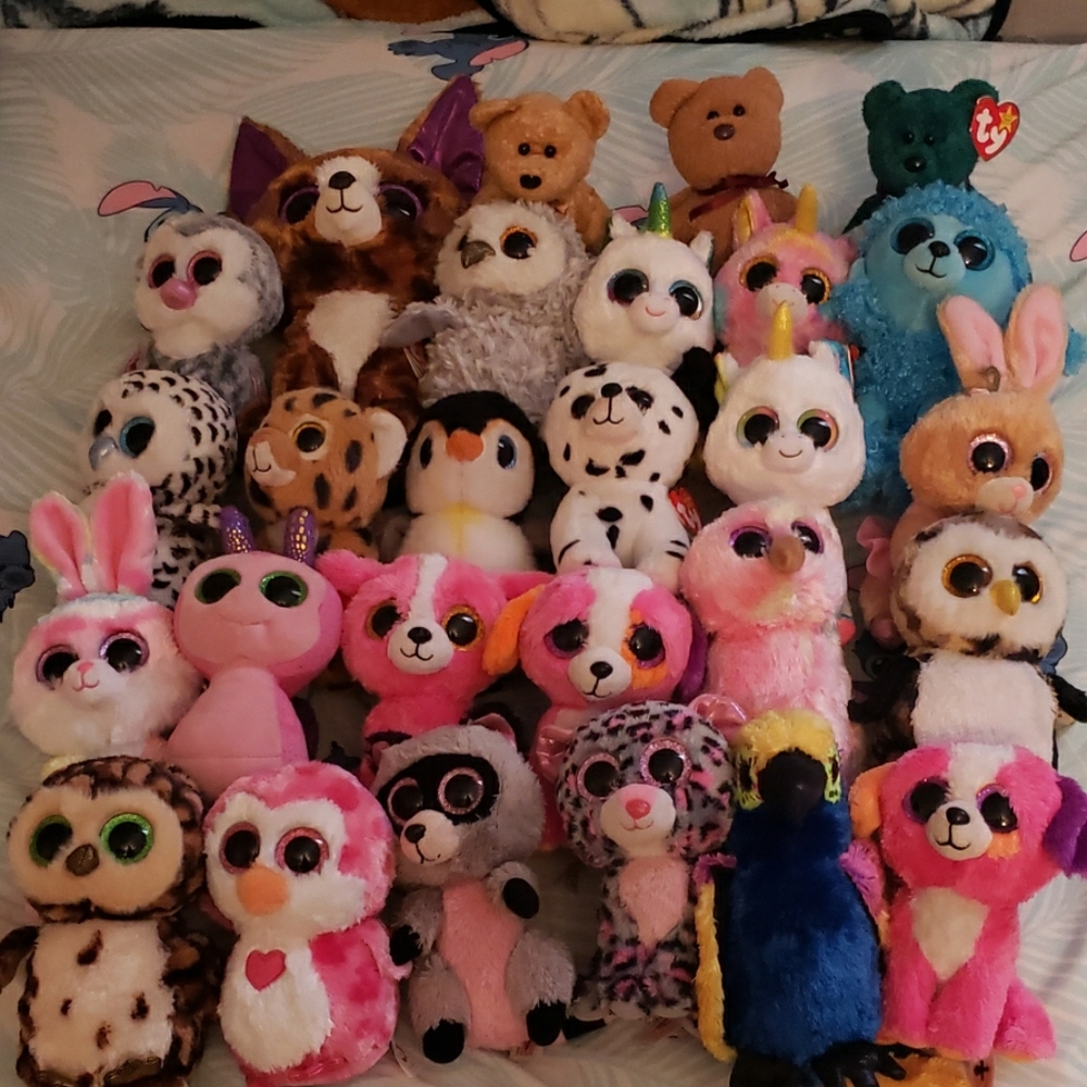 Beanie boos and beanie babies